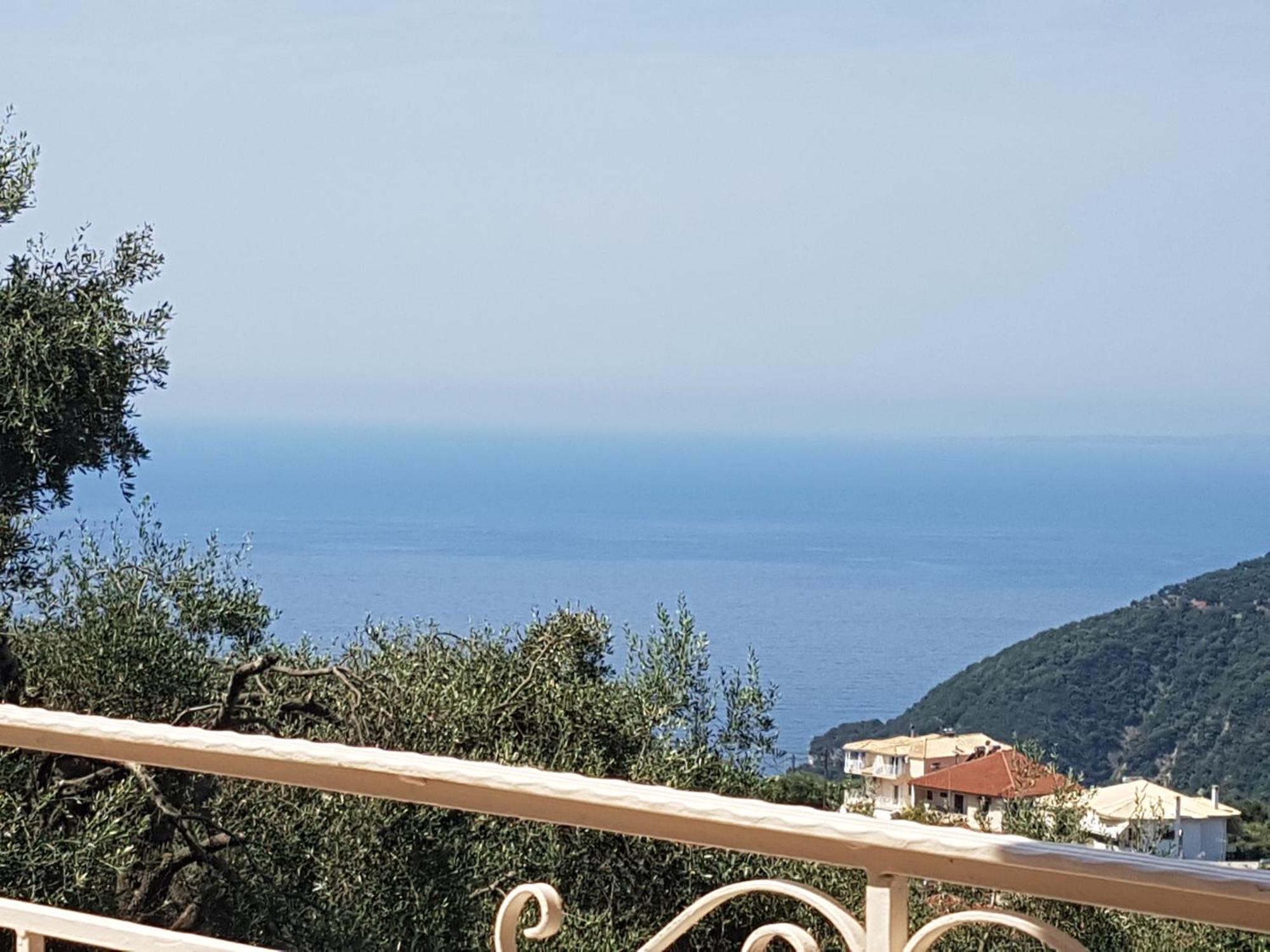 Vito'S Parga View Apartments Pokoj fotografie